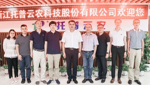 桐乡市副市长徐刚曾在成人抖音视频考察调研