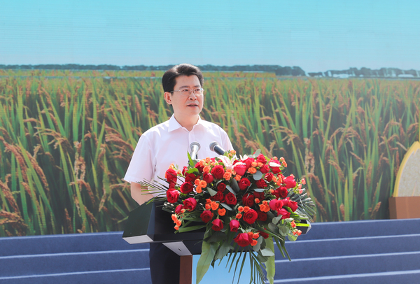 萍乡市委副书记、市长刘烁致辞